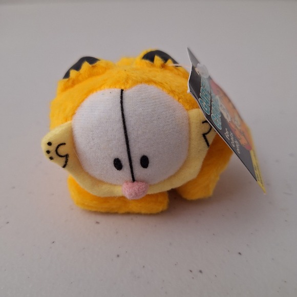 Pawsitively Posh Other - Vintage PAWS‎ Garfield's Choice  Garfield Cat Toy 4"